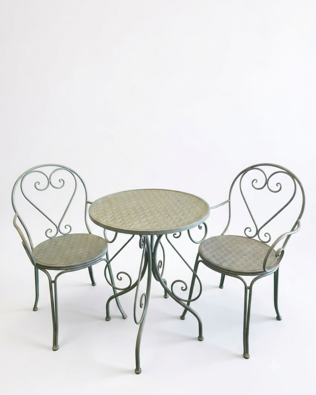 French Bistro Garden Set – Round Table & 2 Chairs
